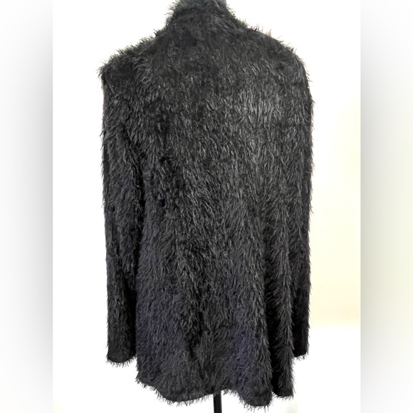 Magaschoni Black Open Front Cardigan
Soft Fuzzy Eyelash Fringe Sweater Women XL - Picture 6 of 11